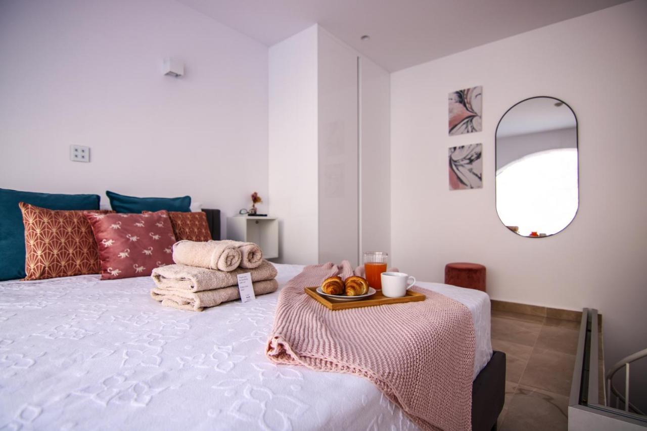 Phaedrus Living: Luxury Maisonette Lighthouse 60 Paphos Exterior photo